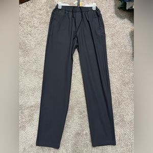 Dark gray Lululemon warpstreme pull on pant